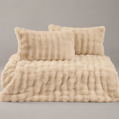 Faux Fur Comforter Set texture detail